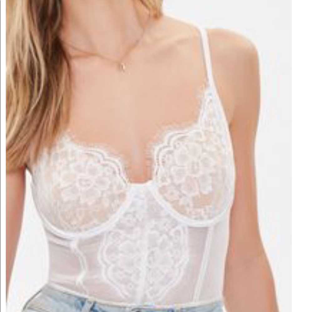 *NWOT* Forever 21 lace and mesh body suit